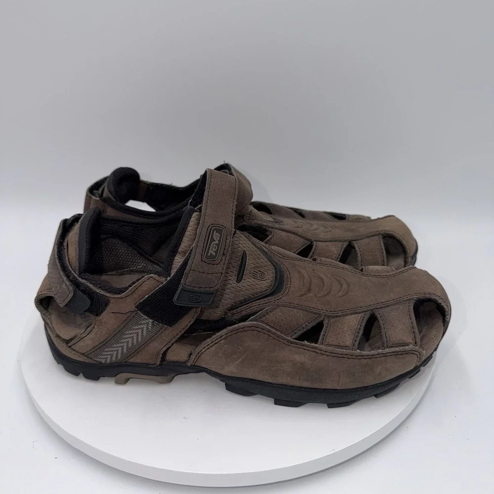 Teva Sampago Fisherman Sandals Mens Size 9 Brown Leather Hiking Camping Gorpcore